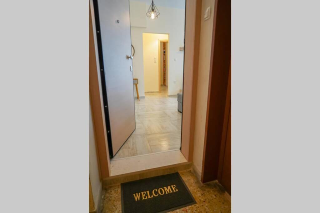 Modern Apartment In The City Center Ioannina Exterior photo